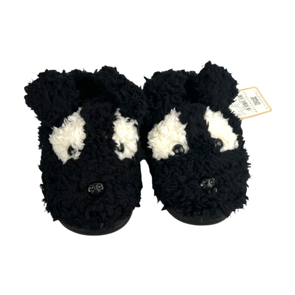 Indoor bear slippers with soft plush fabric, comfortable footbed, and anti-slip sole for safe and cozy daily wear.