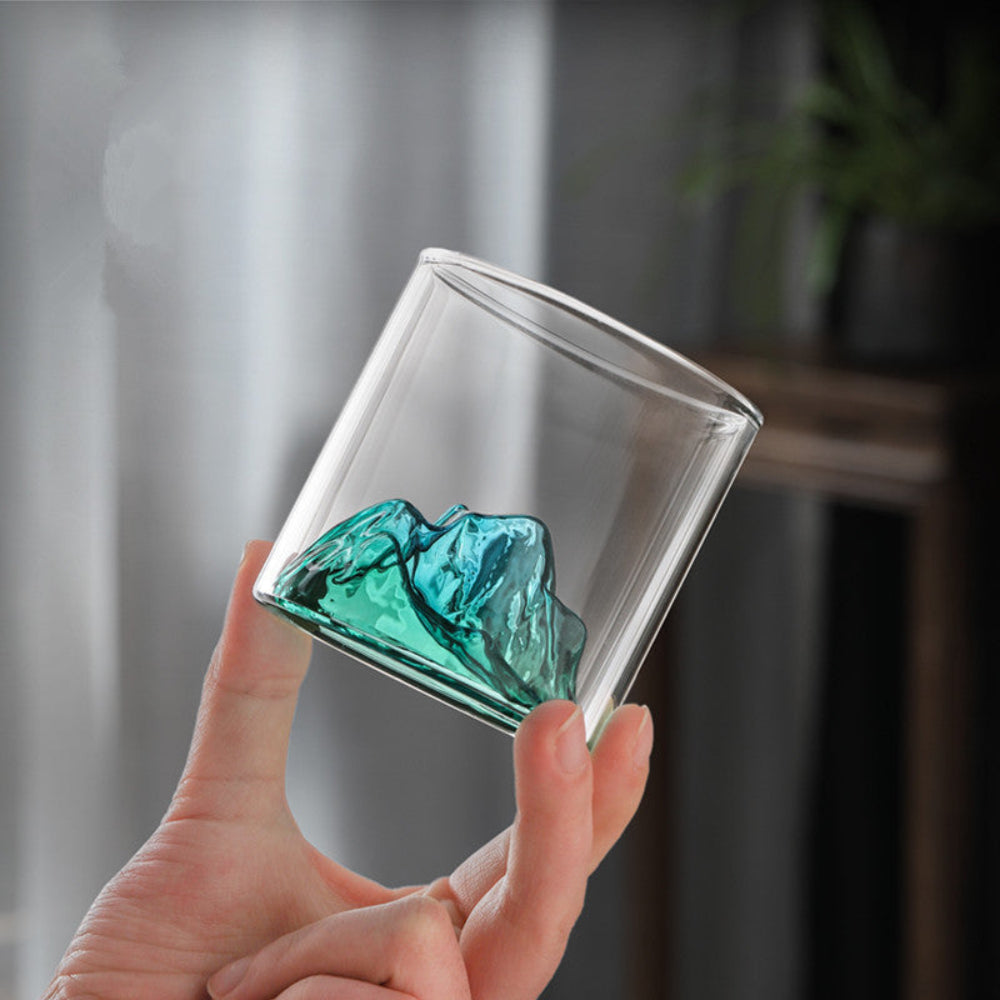 3D mountain base design inside borosilicate glass cup