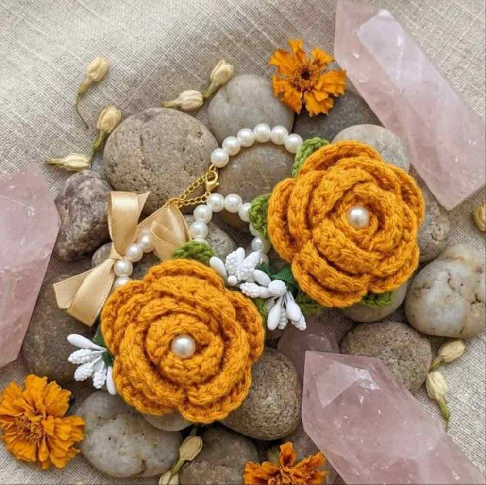Crochet Orange Gajry for Girls, simple and aesthetic floral bracelet for weddings and parties in Pakistan