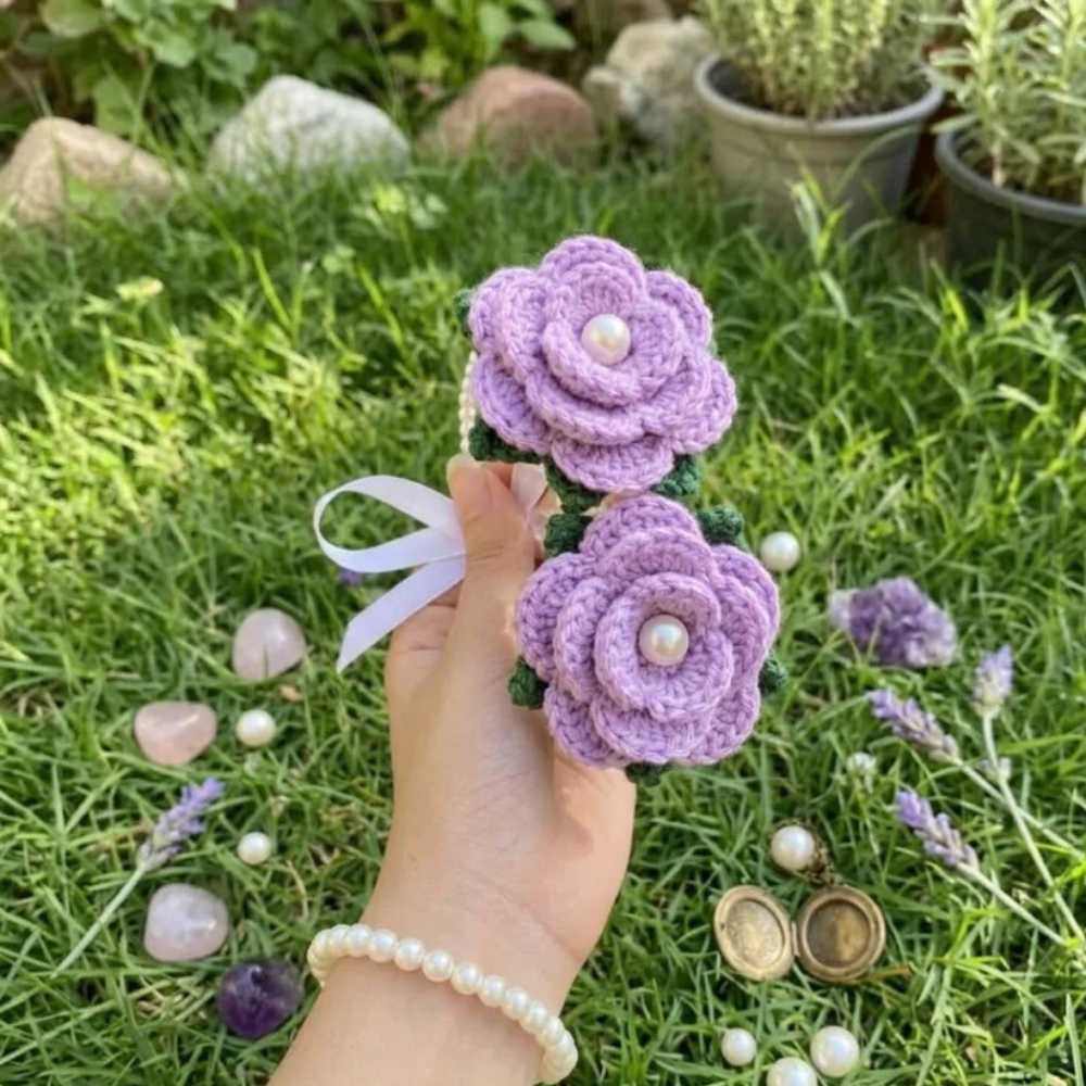 Crochet Light Purple Gajry for Girls, handmade soft floral wrist accessory for weddings and multiple events in Pakistan