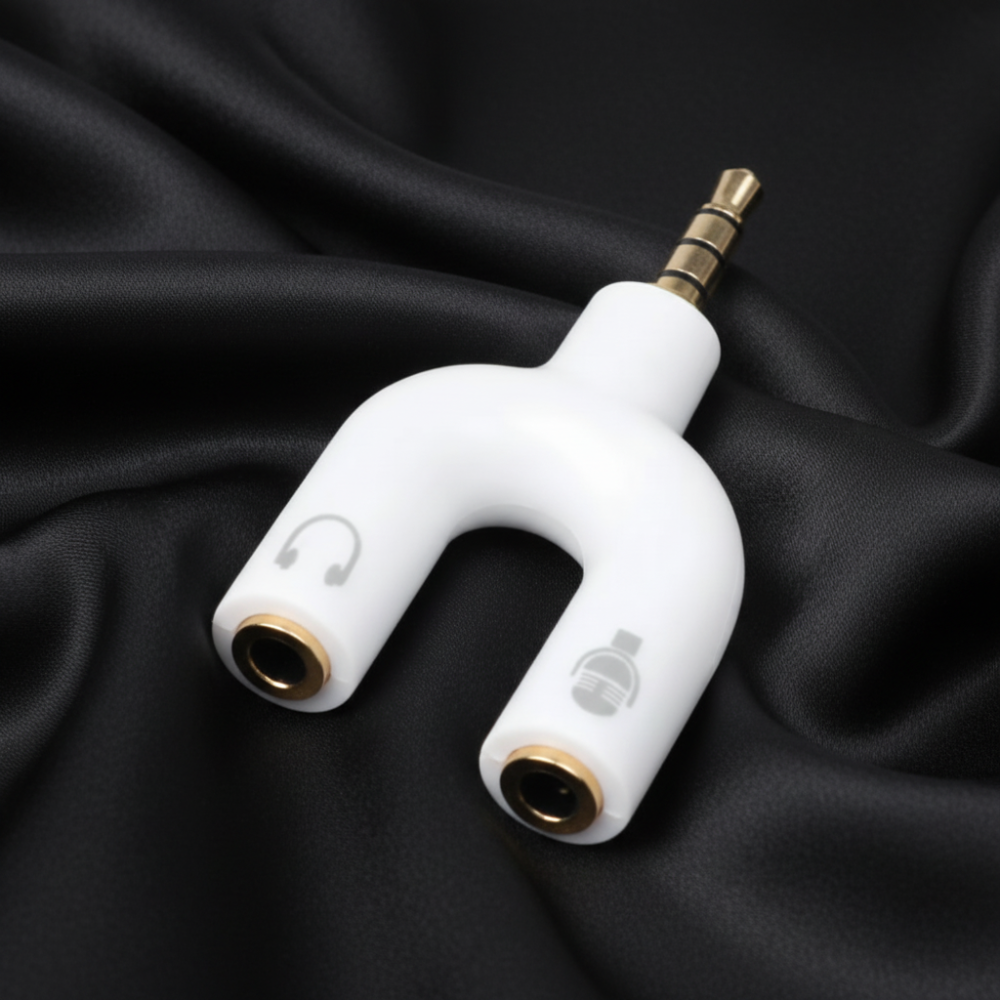 Dual port 3.5mm audio splitter for connecting two earphones