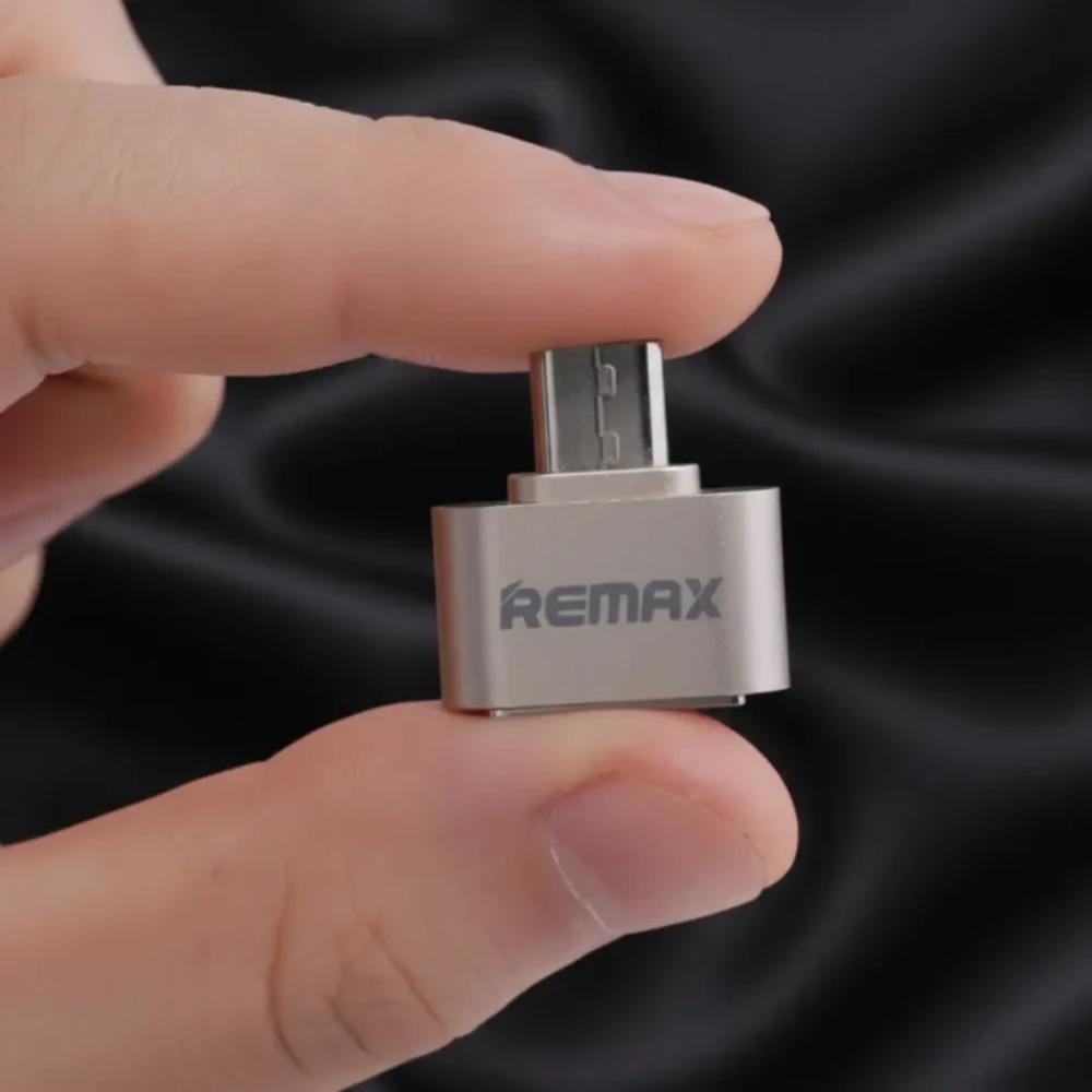 Micro USB OTG Adapter for Android, easy plug USB adapter for mobile phones in Pakistan