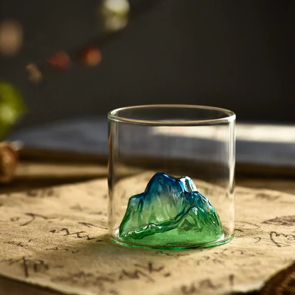 Heat Resistant Mountain Design Glass, clear drinking cup with mountain style design in Pakistan