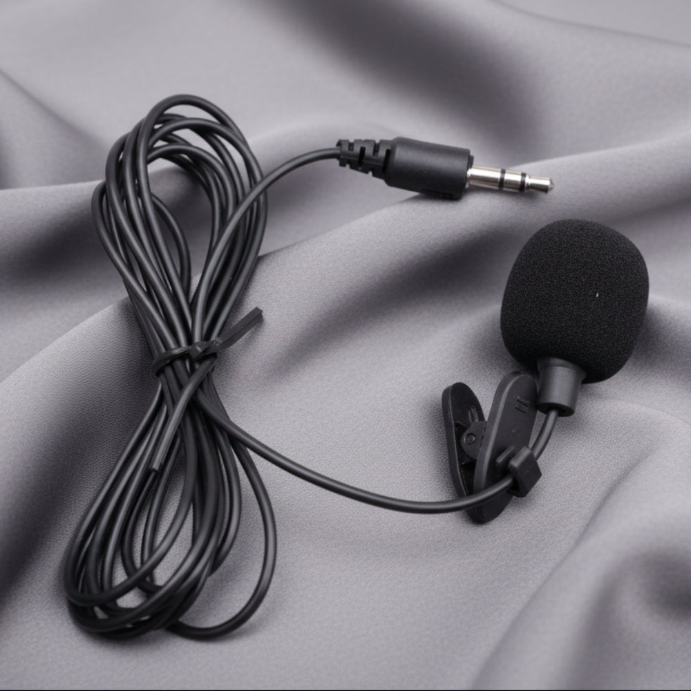 Wired clip-on microphone with long cable for flexible movement