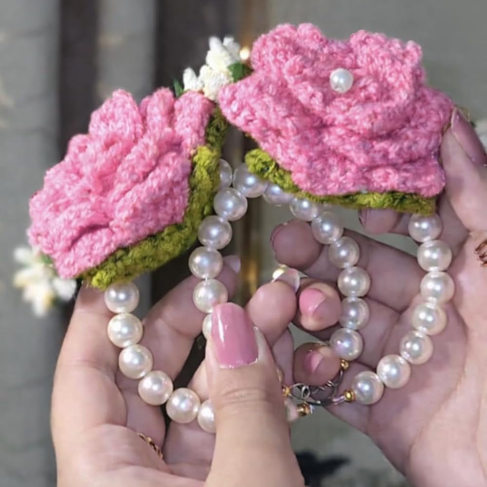 Pink Rose Handmade Crochet Gajra -1 Piece TrendUp